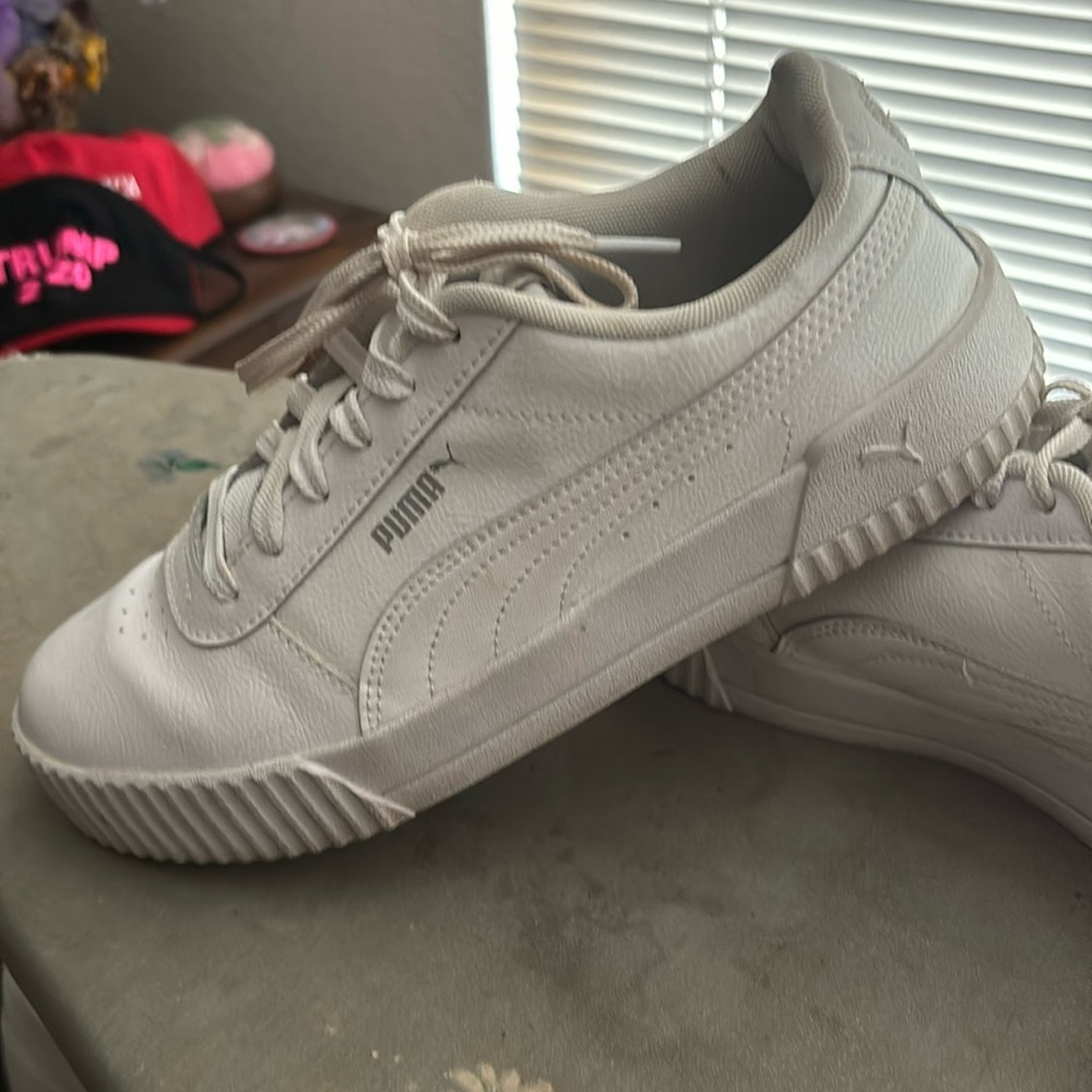Puma all white